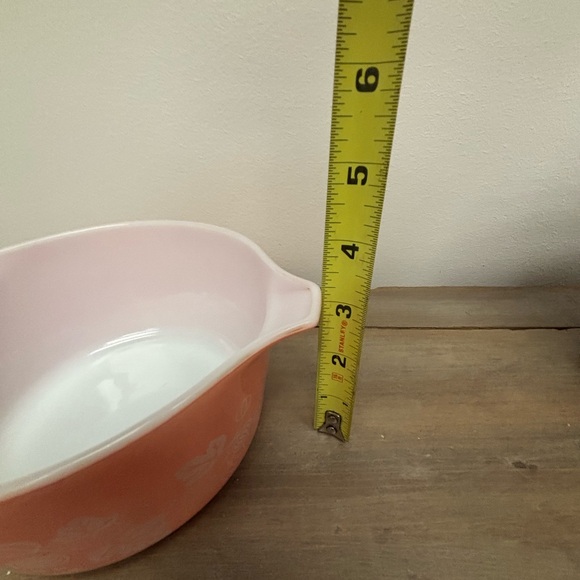Vintage Pyrex Gooseberry Pink 473 1 Quart Round Covered Casserole dish with lid - Picture 15 of 15